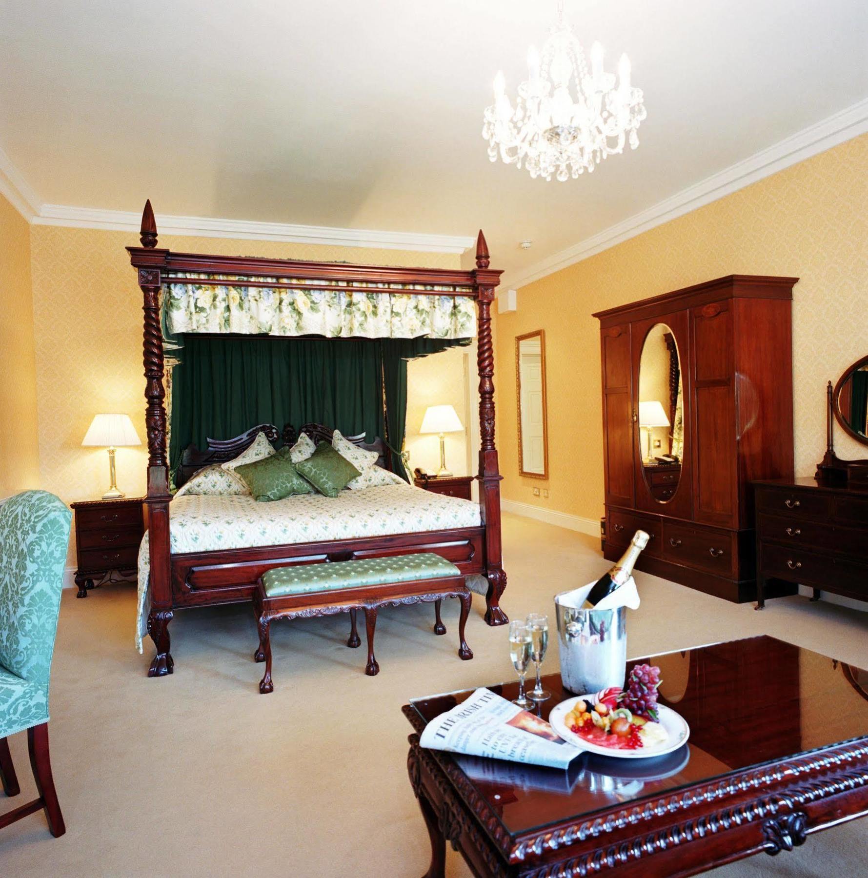 Hotel Barberstown Castle Straffan Exterior foto